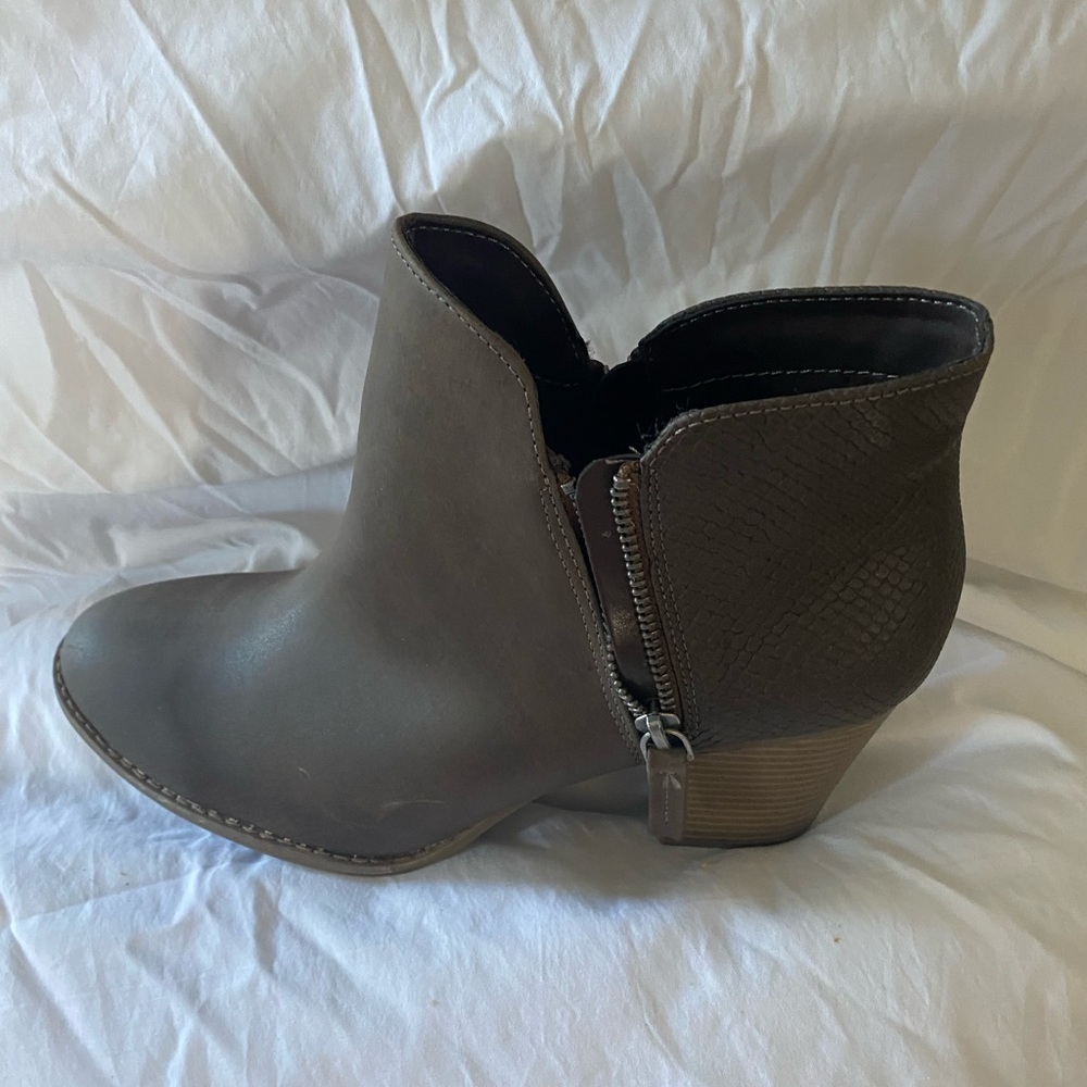 A.N.A. Taupe Woman Ankle Boots.. Size 10